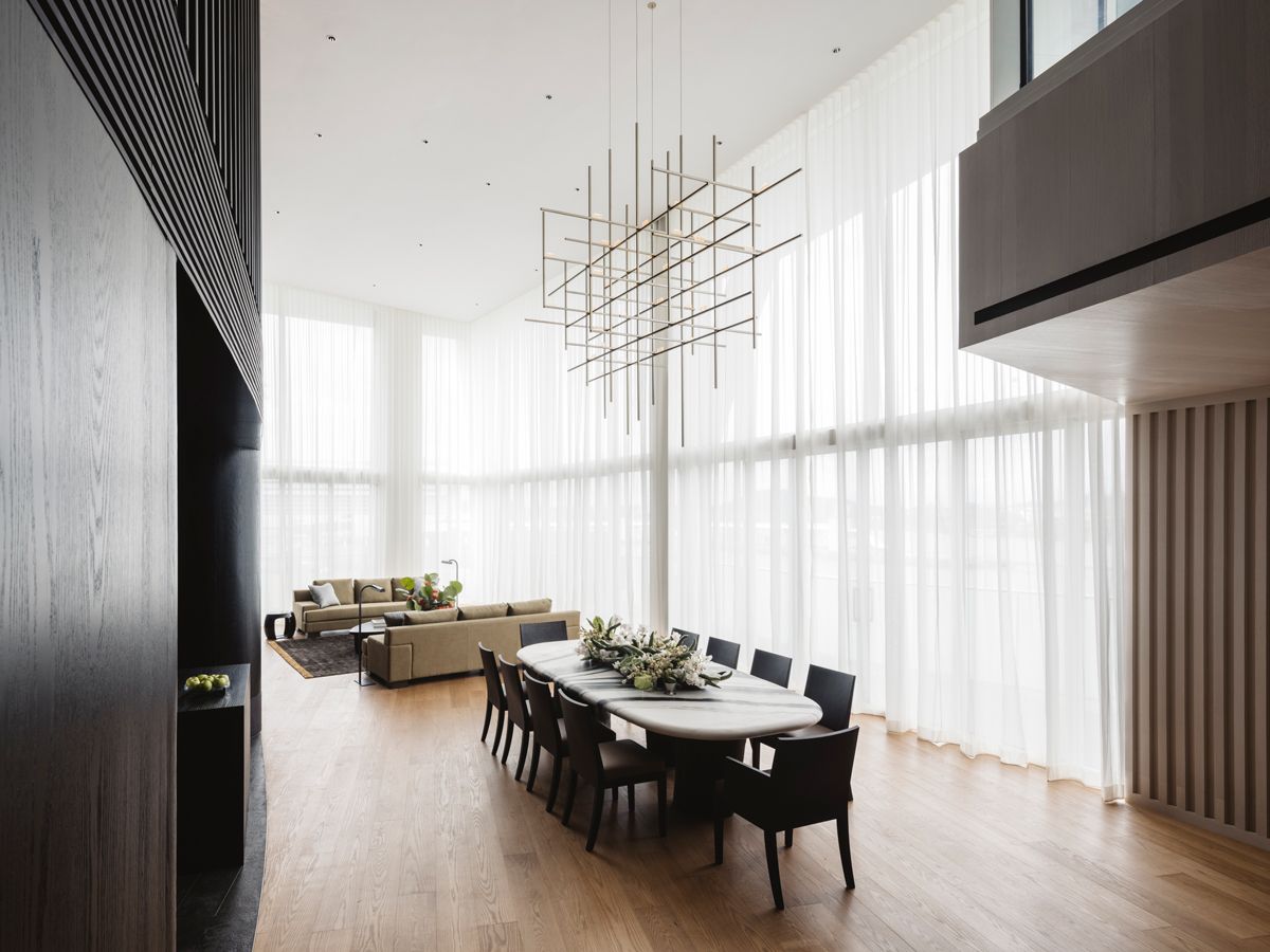 The open-plan dining and living area (Photo: Studio Periphery)