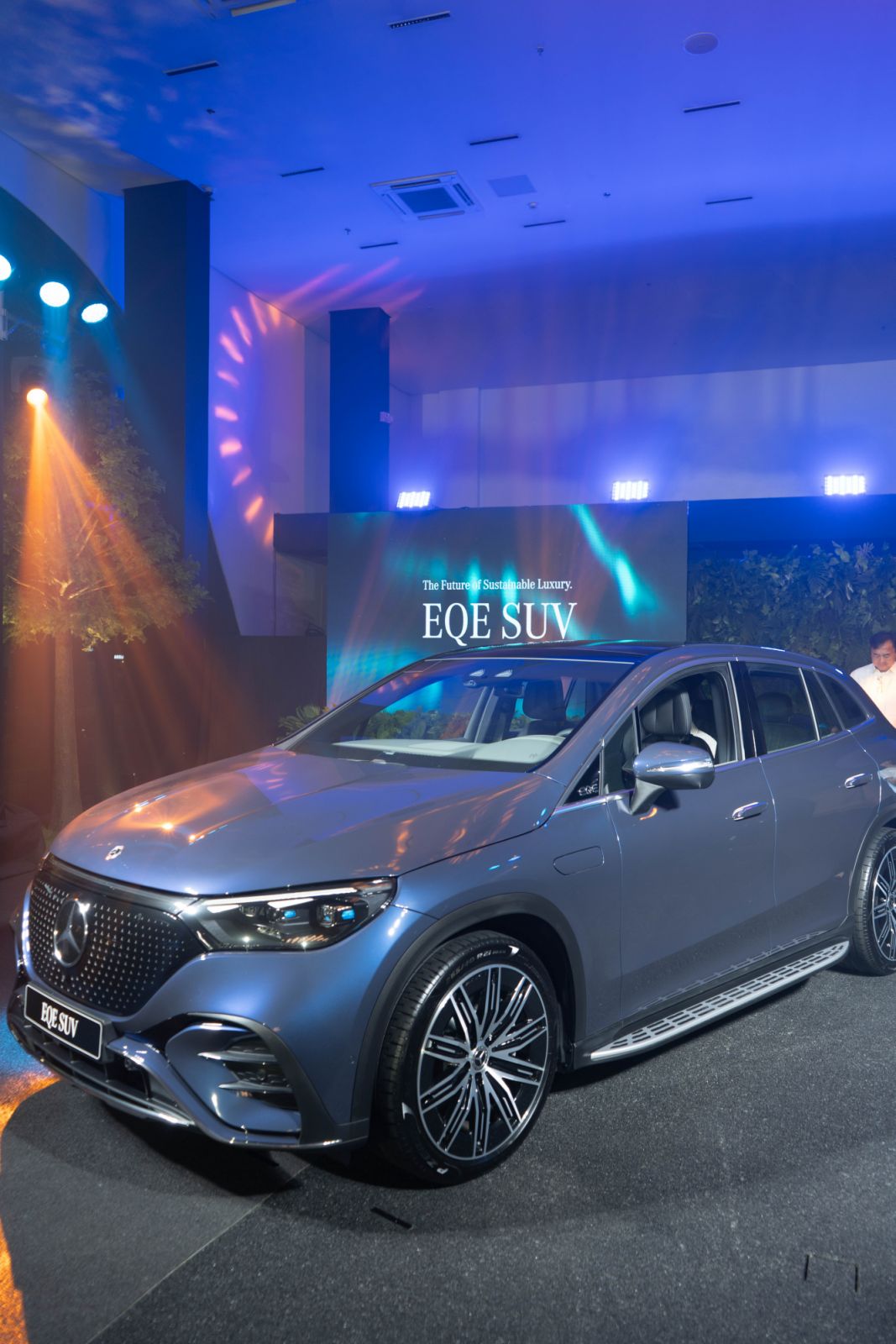 The new Mercedes-Benz EQE SUV