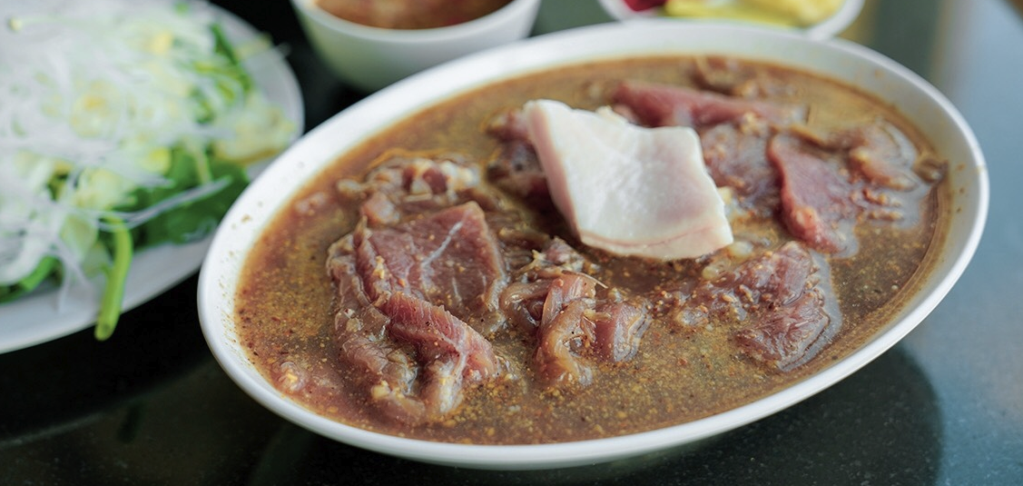 พลาญชัยบาร์บีคิว หมูกระทะ ร้านหมูกะทะยอดนิยมในย่านโชคชัย 4