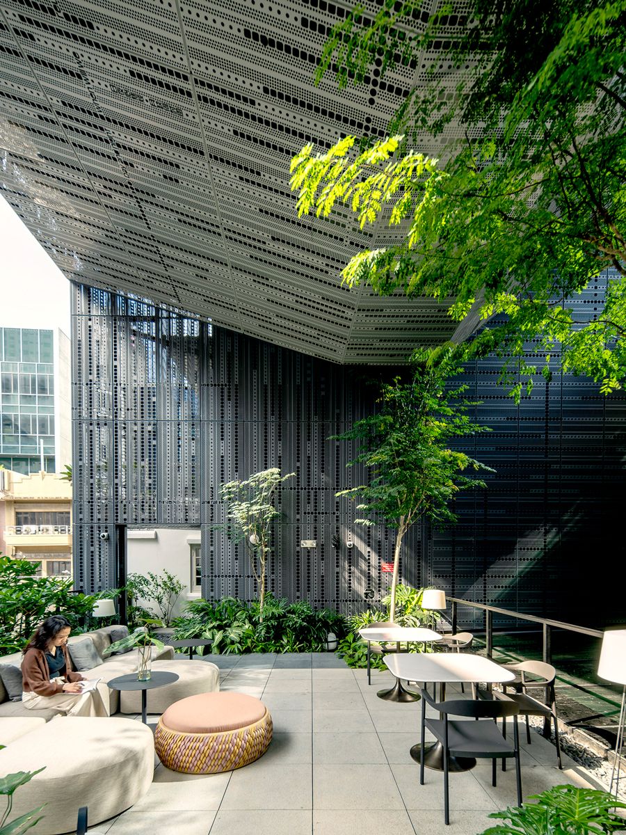 The Garden Terrace at the 21 Carpenter offers a tranquil getaway from city life, enticing guests to unwind and rejuvenate among a canopy of foliage and greenery (Photo: Darren Soh)