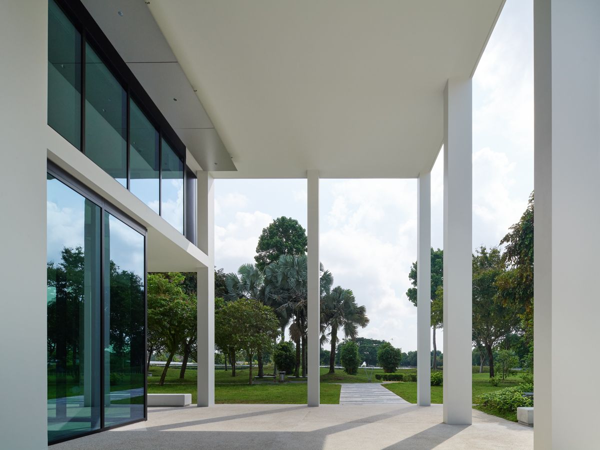 The entrance of the Gear, which provides an almost unobstructed view of the greenery surrounding the building