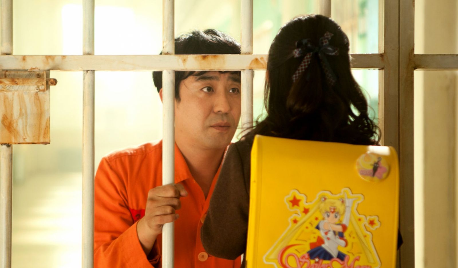 A scene from Miracle in Cell No. 7