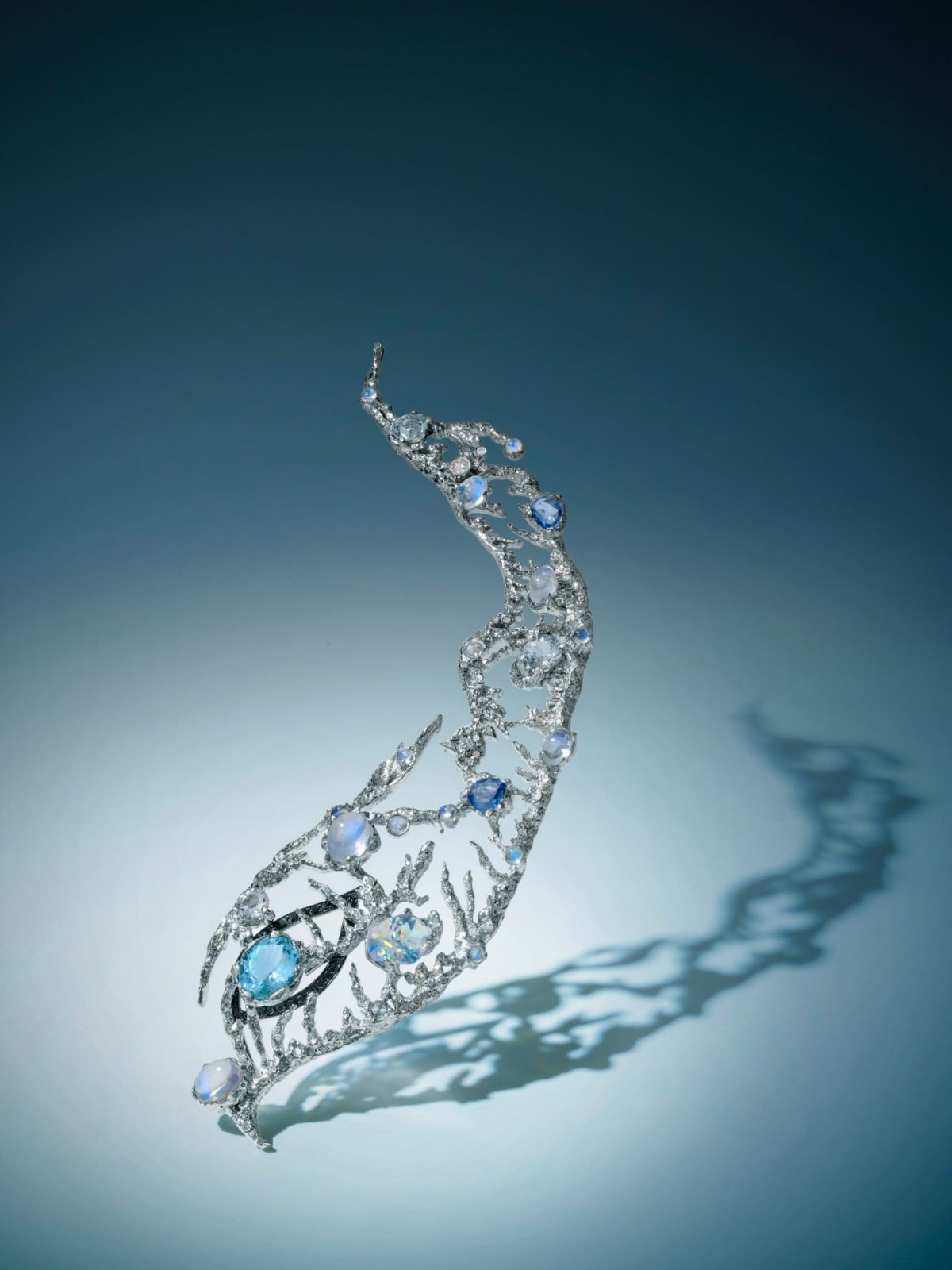 Shee's Fine Jewelry《對視》胸針。(Photo: Shee's Fine Jewelry)