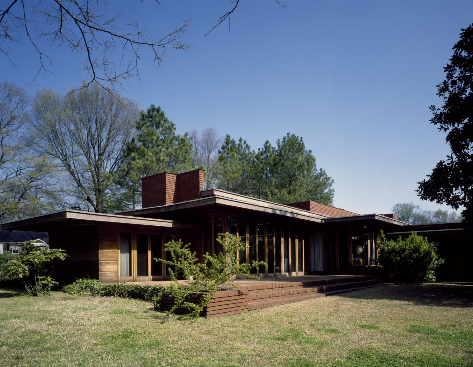 The Rosenbaum House in Alabama is "the purest example of the Usonian" (Photo: Carol M Highsmith / WikiCommons)