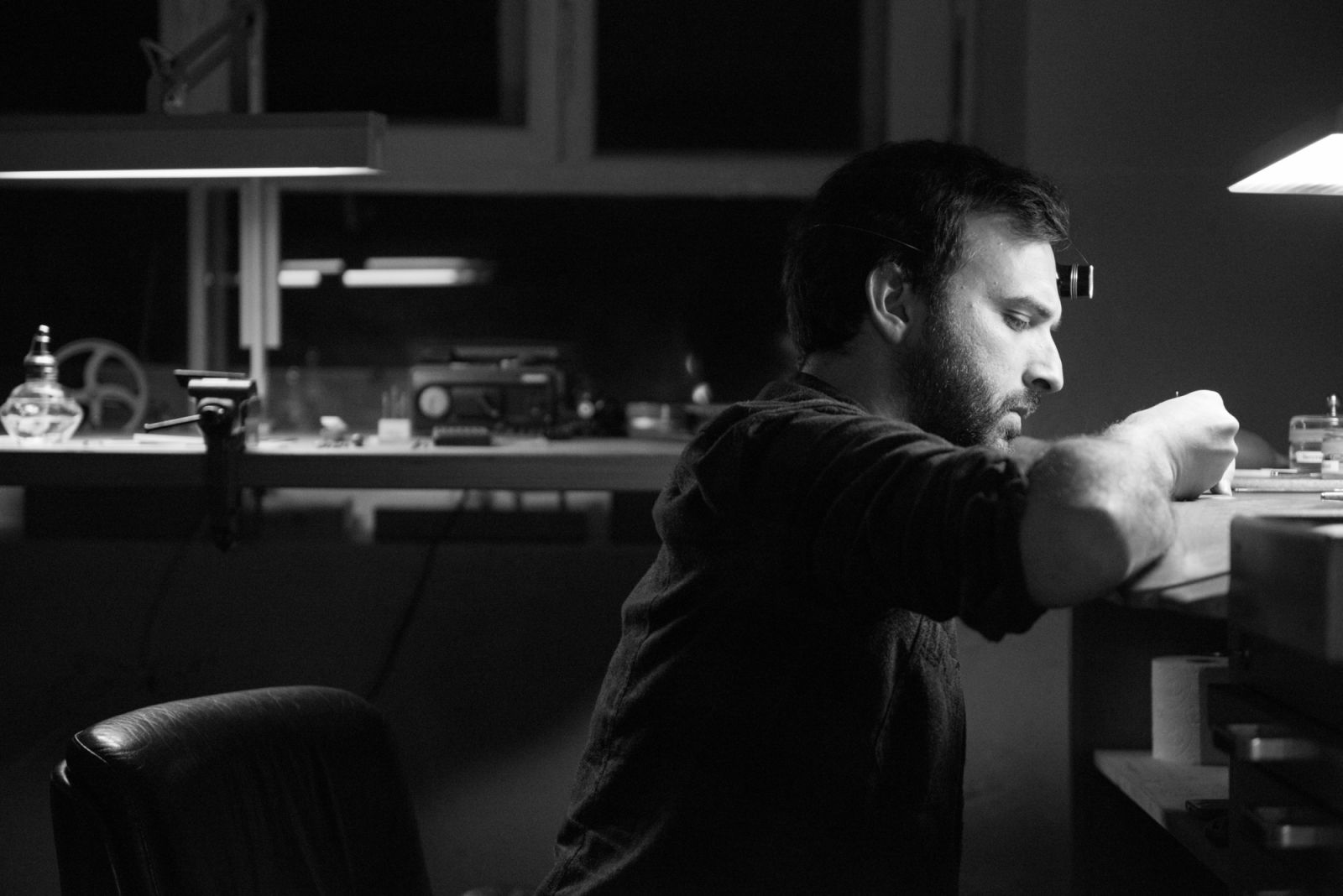 Raúl Pagès at his watchmaker’s bench (Photo: courtesy of Raúl Pagès)