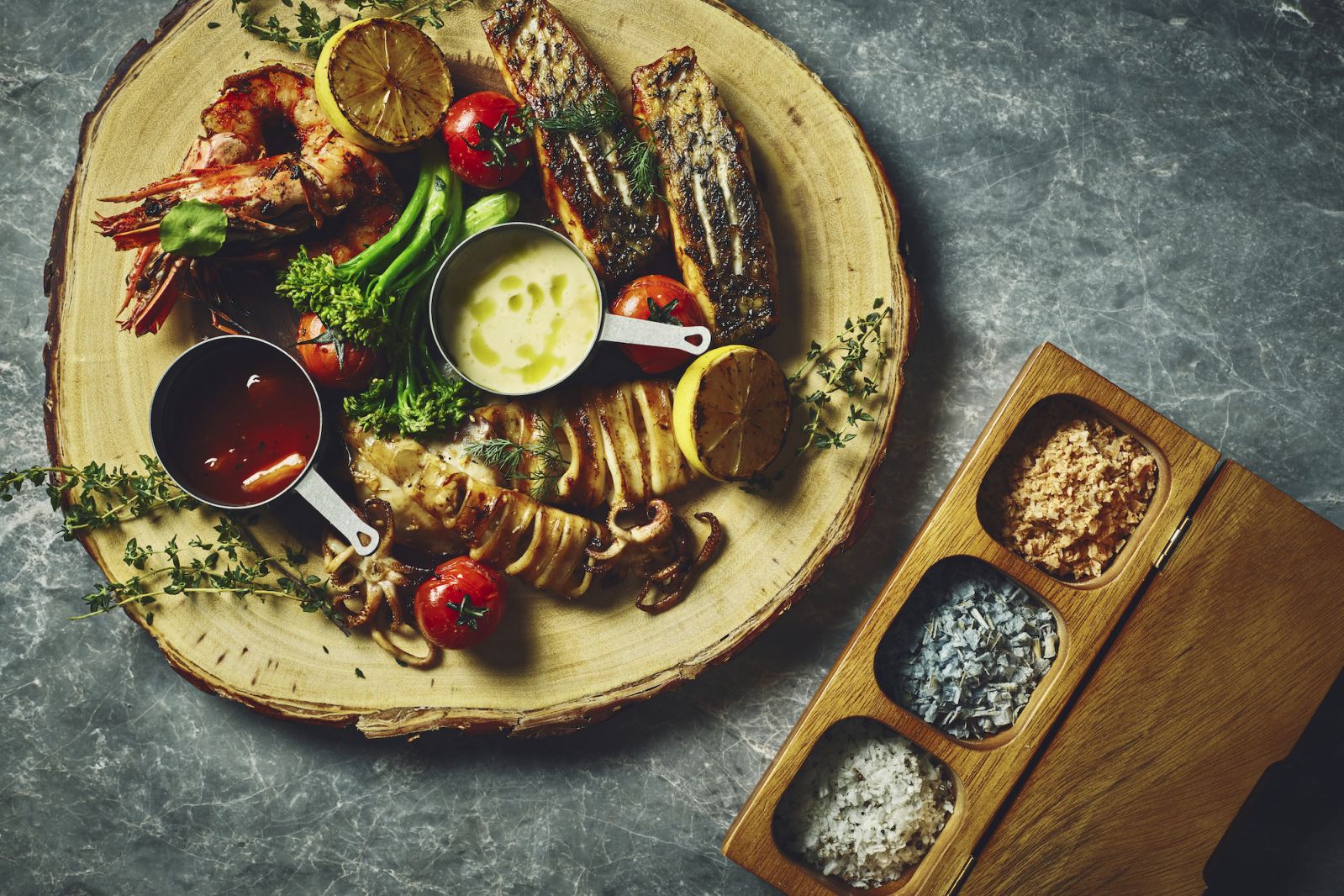 Seafood platter (Photo: Hotel Indigo Kuala Lumpur On The Park)
