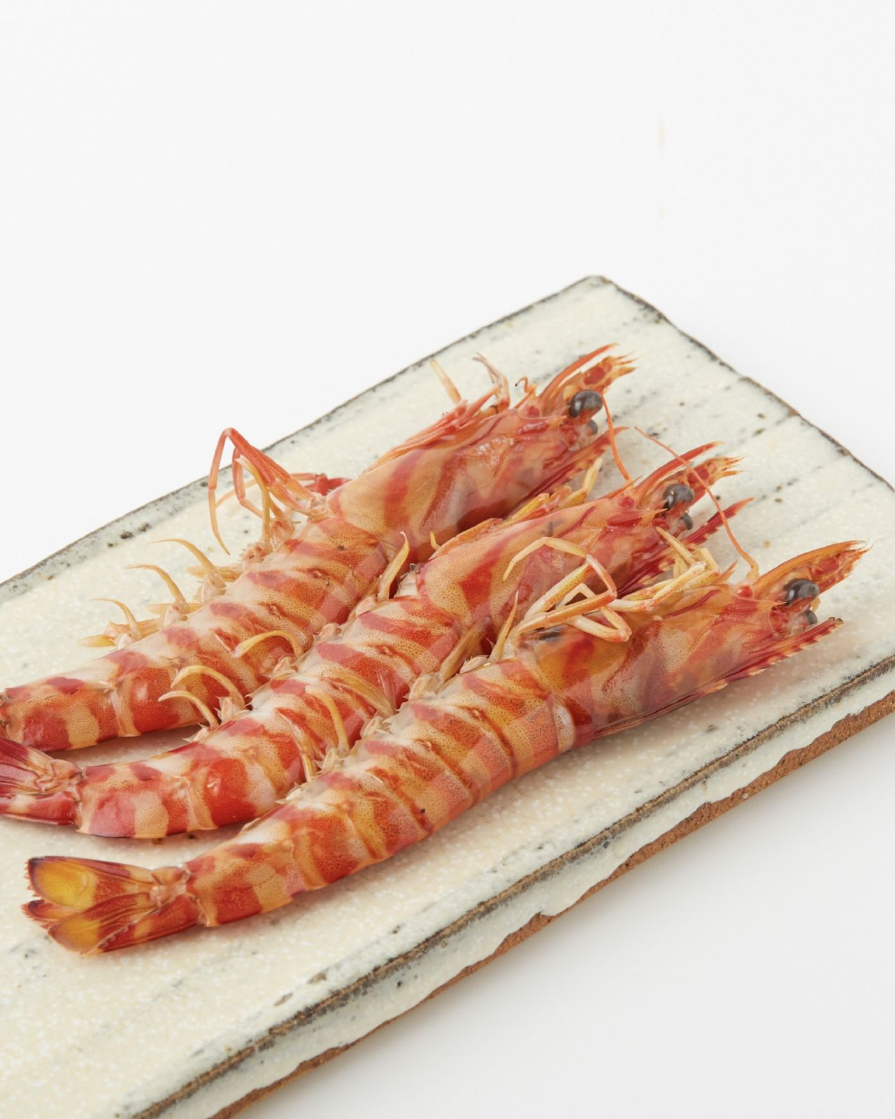เรียบง่ายแต่หรูหรากับโอมากาเสะซูชิแห่งร้าน Umi Velaa