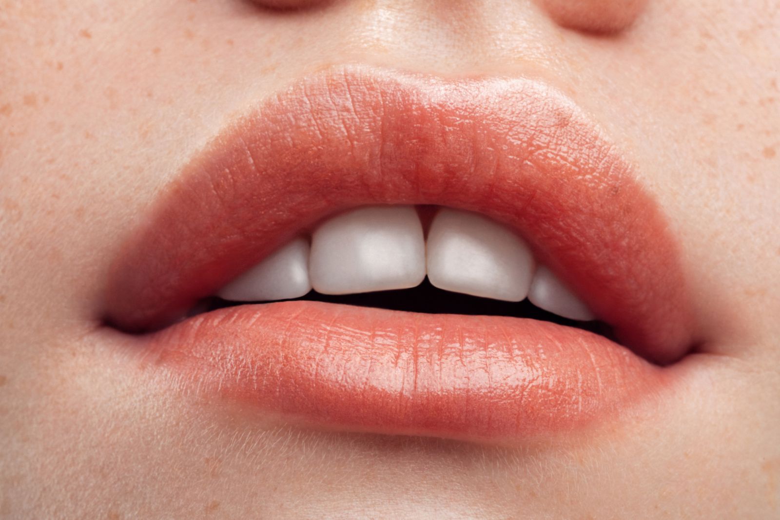 Moisturize your lips with petroleum jelly (Photo: Getty Images)