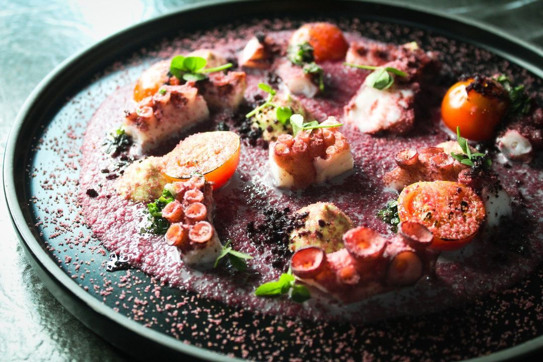 Pulpo al olivo, octopus coated in a botija olive sauce (Photo: Instagram / @inticocina.pe)