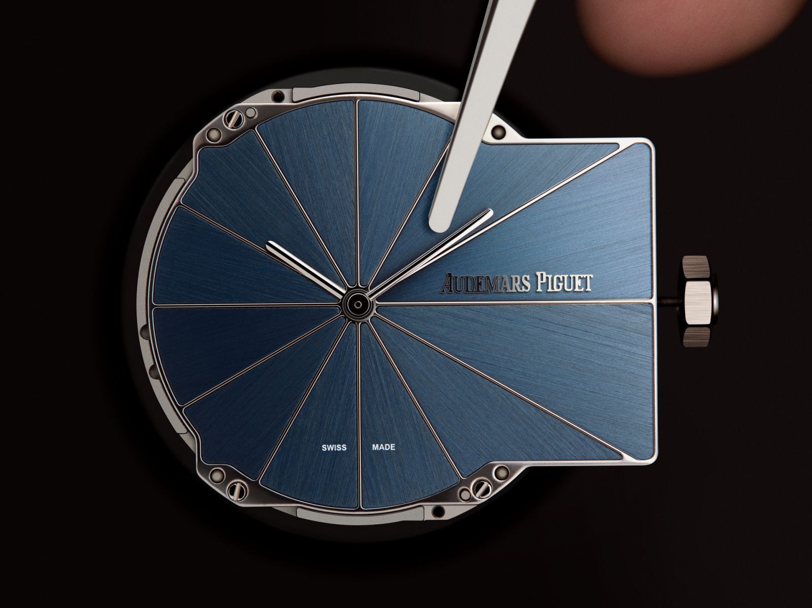 切分成12個三角形的盤面。（Photo: Audemars Piguet）