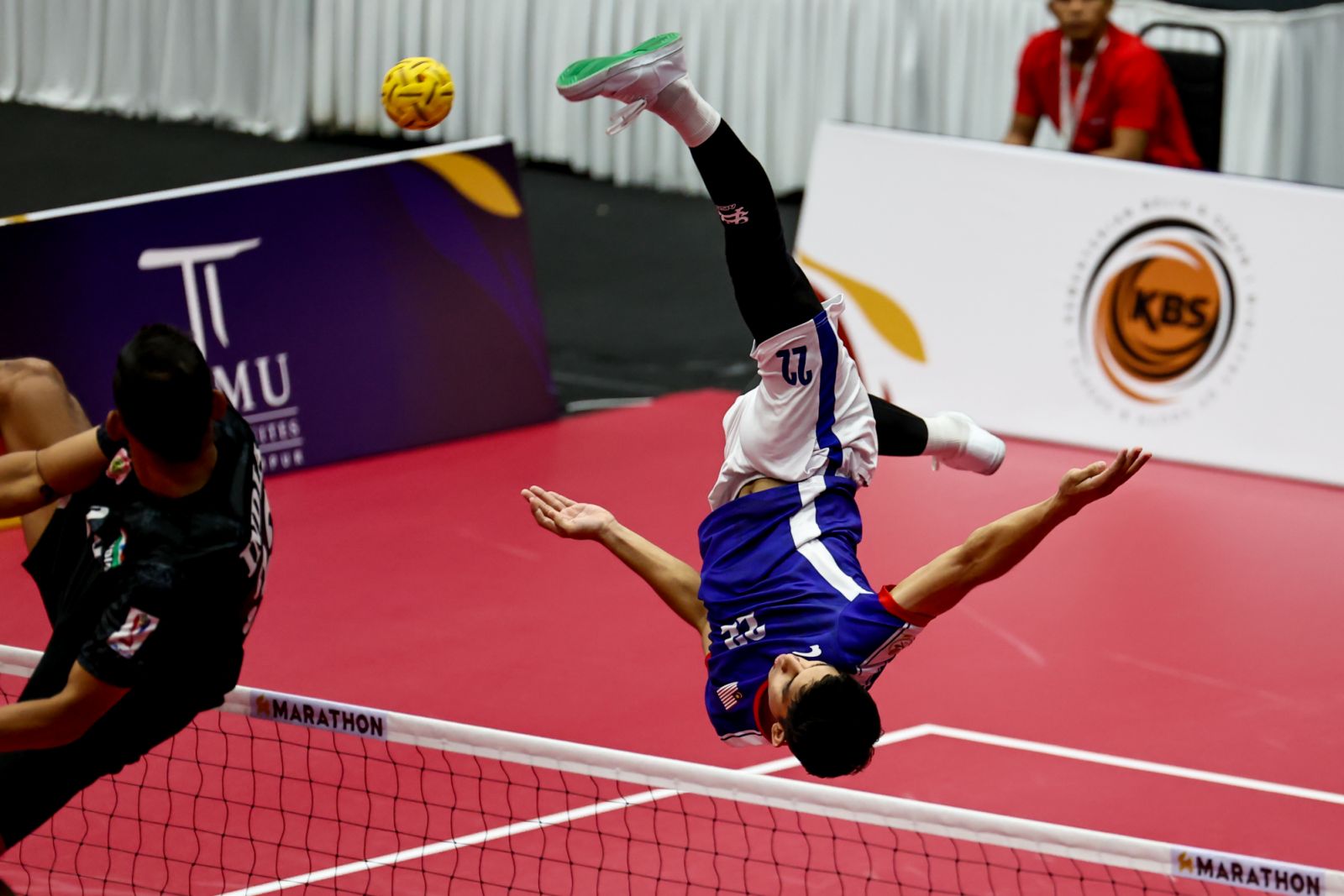 Muhammad Shahalril Aiman bin Halim of Malaysia kick the ball in the quarterfinals match of the men's regu team event between Malaysia and India during the ISTAF Sepak Takraw World Cup Kuala Lumpur 2024 (Photo: Icon Sportswire/GettyImages)