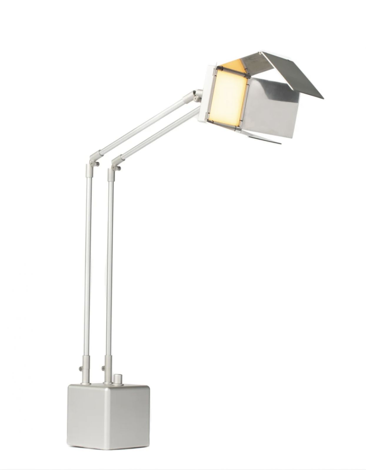 Téssara Aktís Desk Lamp by Studio Sii