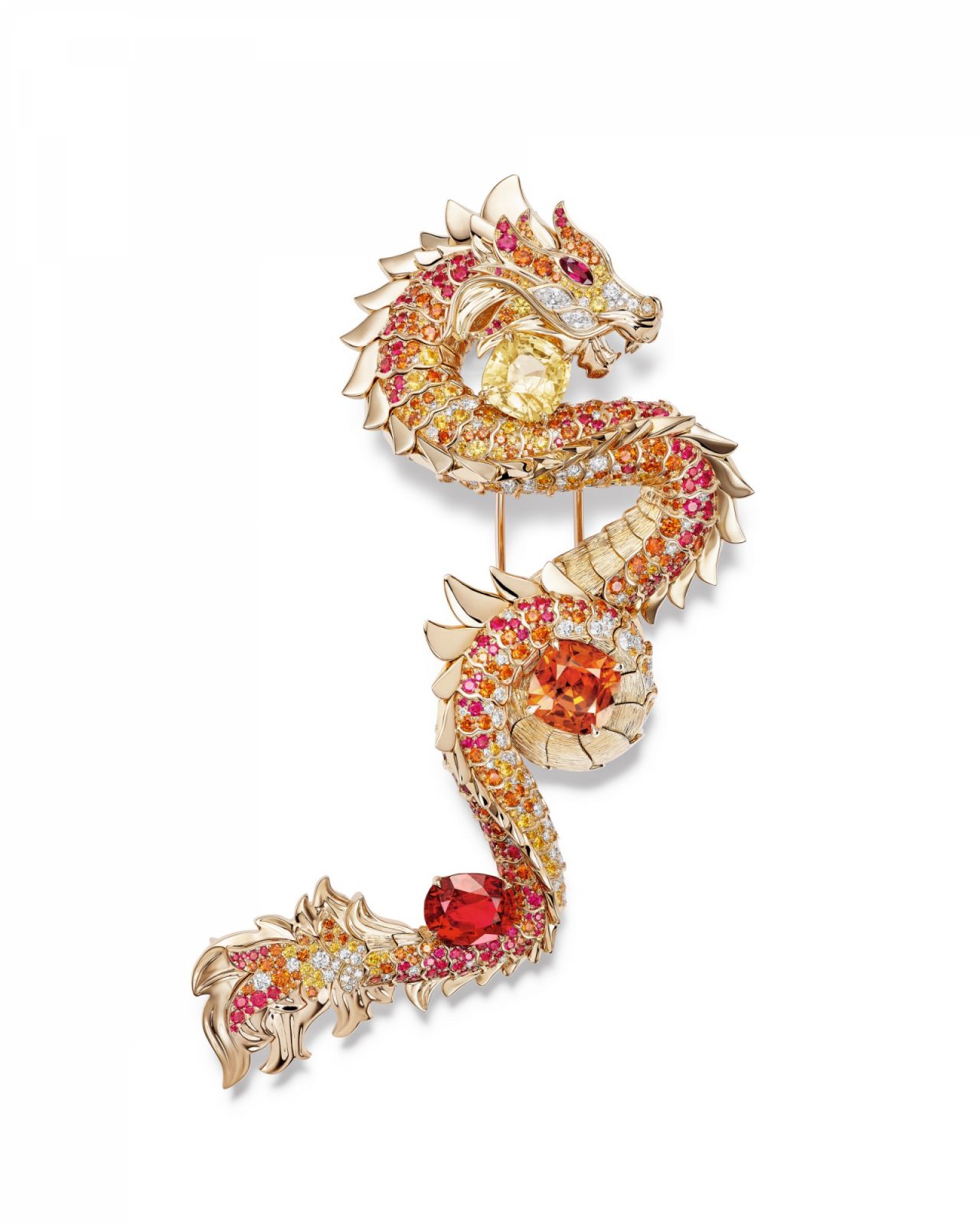 甲辰龍年頂級珠寶系列18K玫瑰金彩色寶石胸針。(Photo: Piaget)