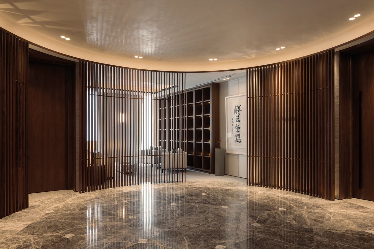 The office’s lobby rotunda offers a tasteful nod to classical architecture (Photo: Anthracyte Studio)
