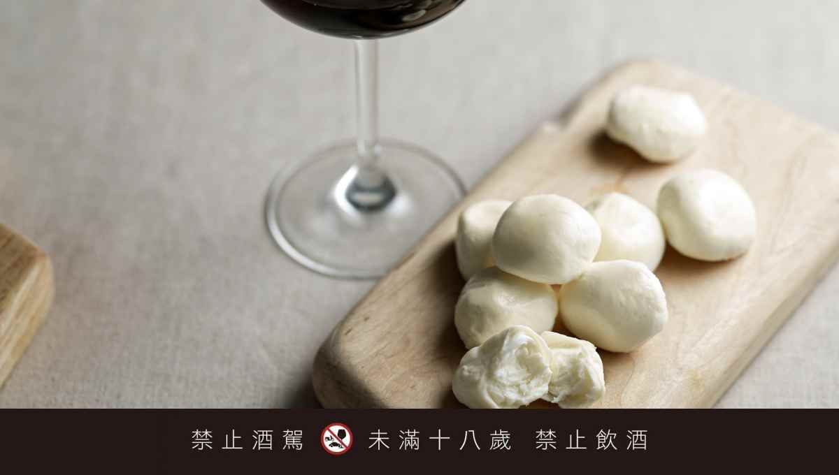 慢慢弄「煙燻起司球」。(Photo:慢慢弄、冉冉茶事)