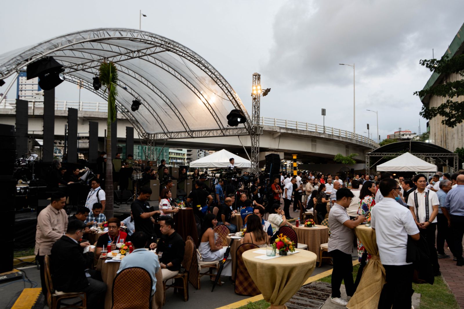 Guests enjoy light Filipino delicacies and wine at Plaza Mexico