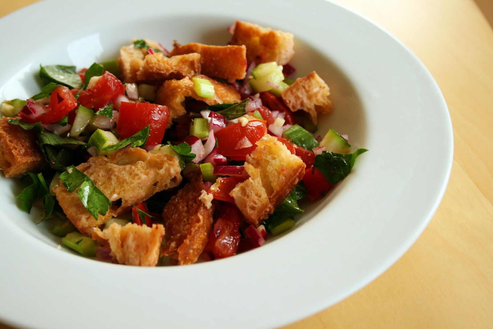 Panzanella, an Italian salad (Photo: Getty Images)