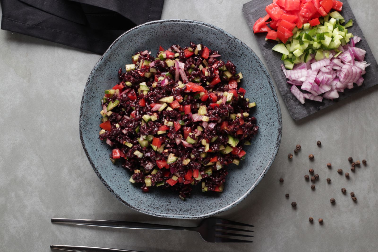 A chopped salad with black heirloom rice (Photo: Getty Images)