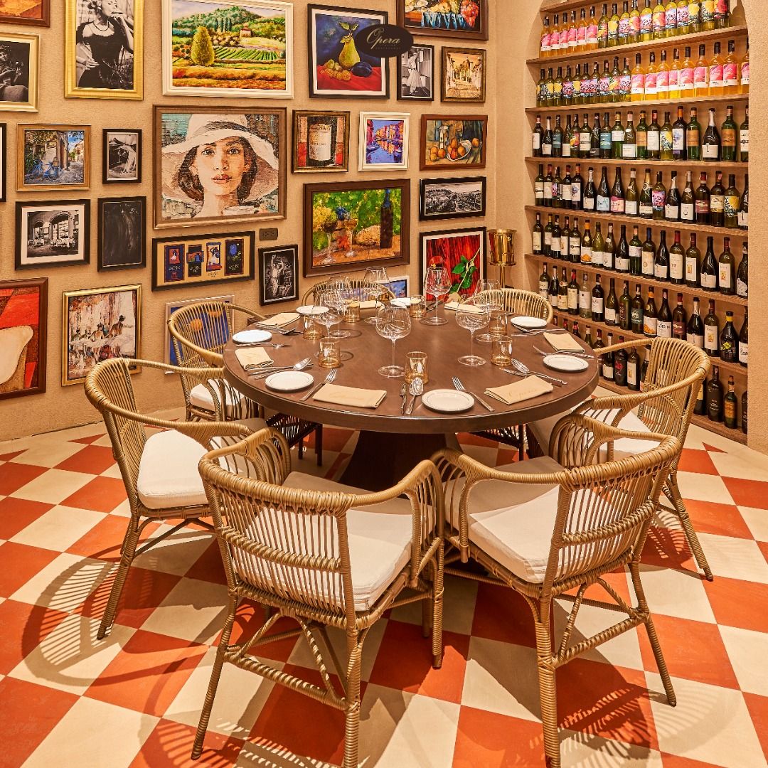 ร้าน Opera Italian Restaurant