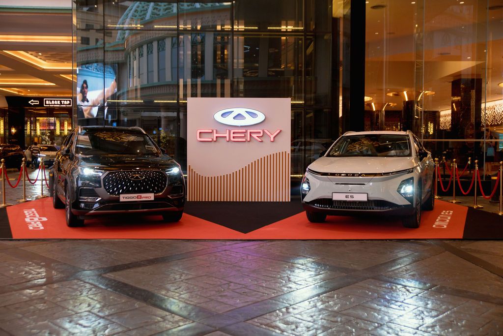 The Chery Tiggo 8 Pro and Omoda E5 (Photo: Fady Younis)