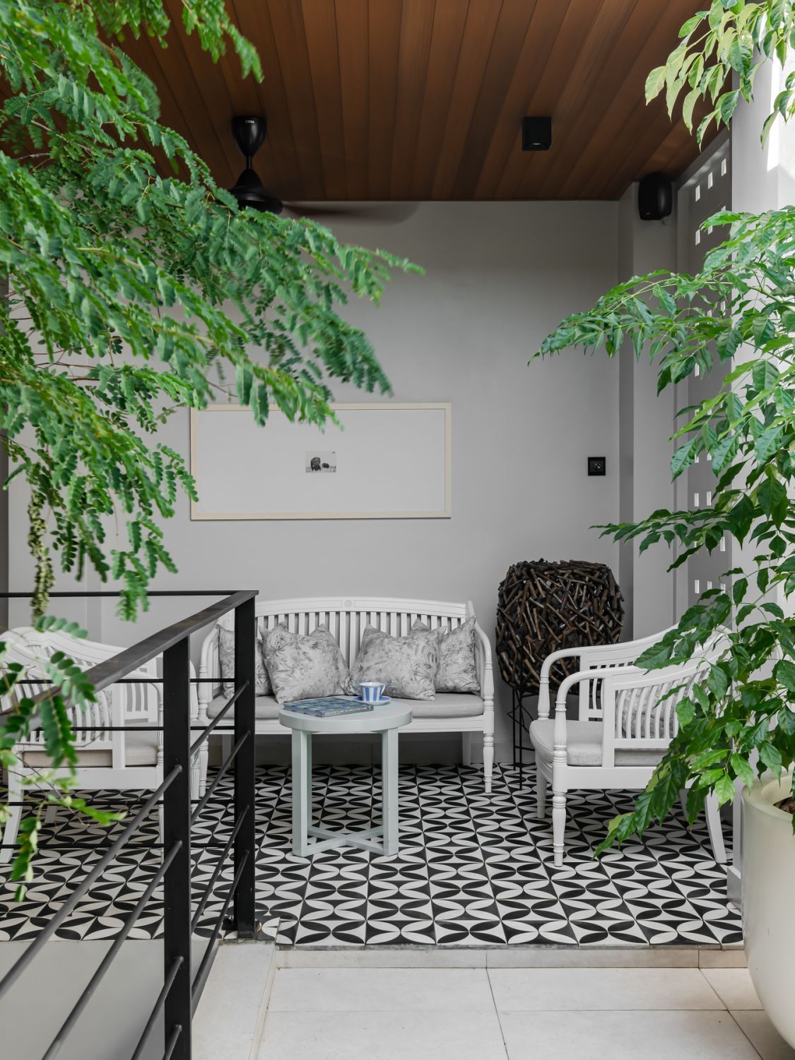 A 'secret garden' was created between the master bedroom and Lenny’s room (Photo: David Yeow)