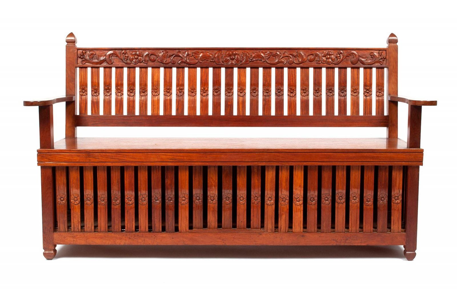 Gallinera Bench (Photo from Selkirk Auctioneers & Appraisers)