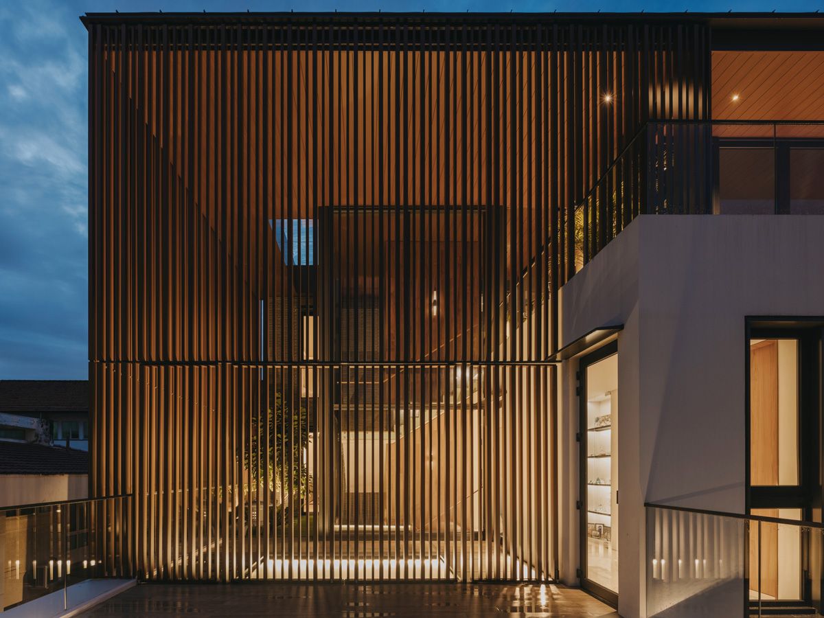 Christopher Chow - HEI Lantern House