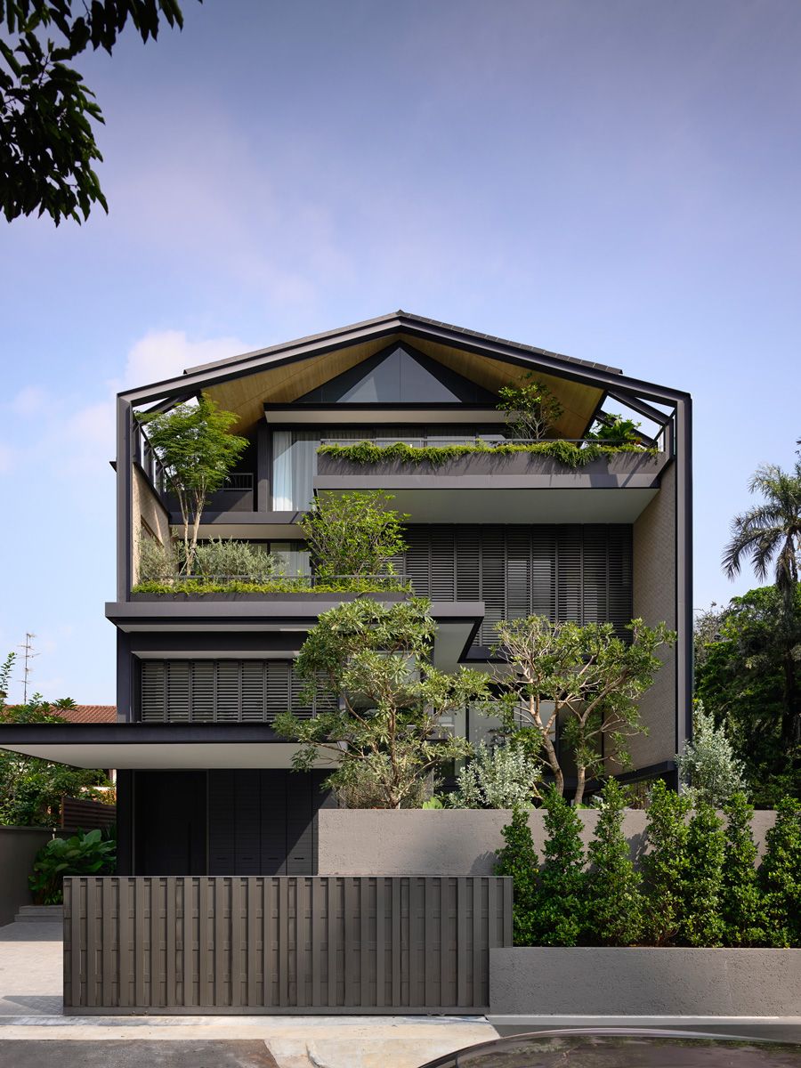 Nicholas Shane Oen Gomes - HYLA Architects - Tan Kim Cheng Road