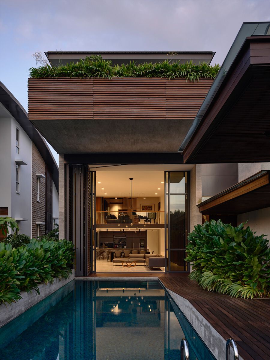 Nicholas Shane Oen Gomes - HYLA Architects - Greenfield Drive