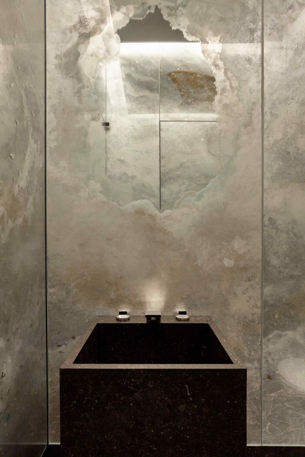 A substantial and opulent impact in the small space