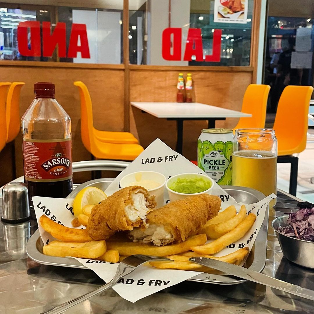 Fish, chips, and craft beer (Photo: Instagram / @ladandfry.kl)