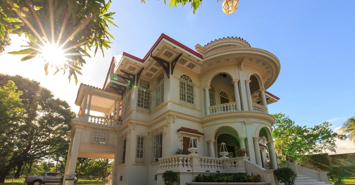 Photo: Facebook / Molo Mansion Silay