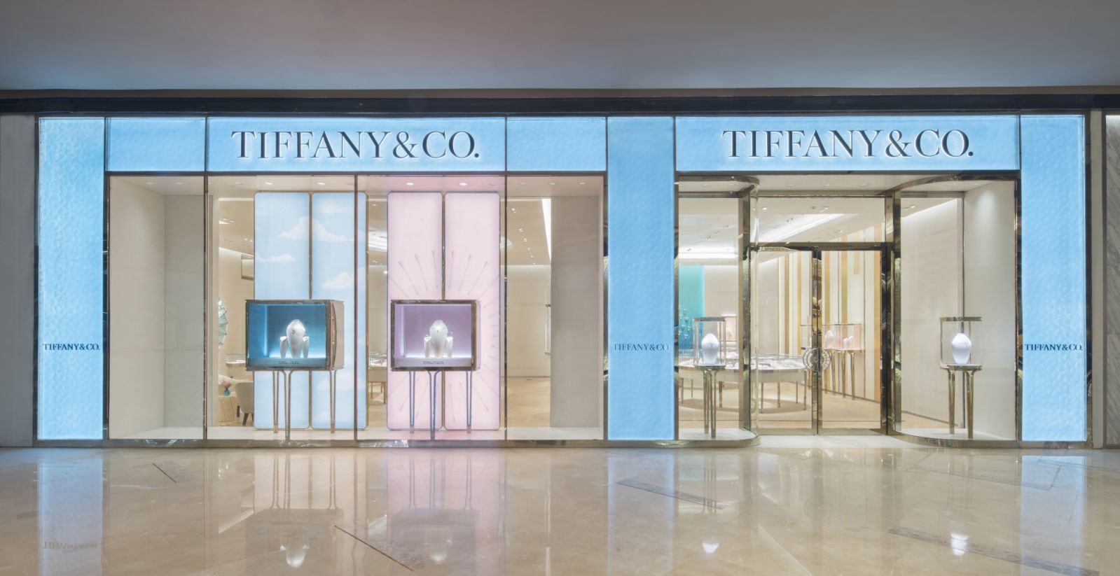 Façade of the Tiffany & Co store at Nustar Resort and Casino (Photo: Courtesy of Tiffany & Co)