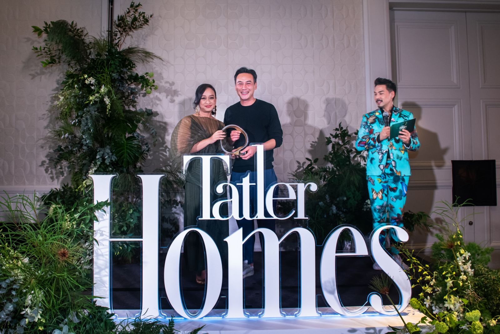 Howard Wee accepting the award for Best Tropical Concept