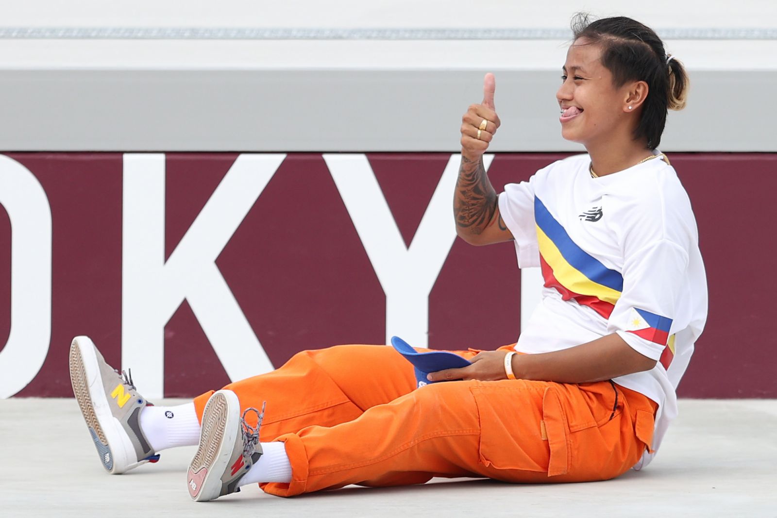 Margielyn Didal smiles for the crowd (Photo: Tokyo 2020/X)