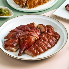 The signature fresh roasted meats at Tim Ho Wan Peak in Marina Bay Sands