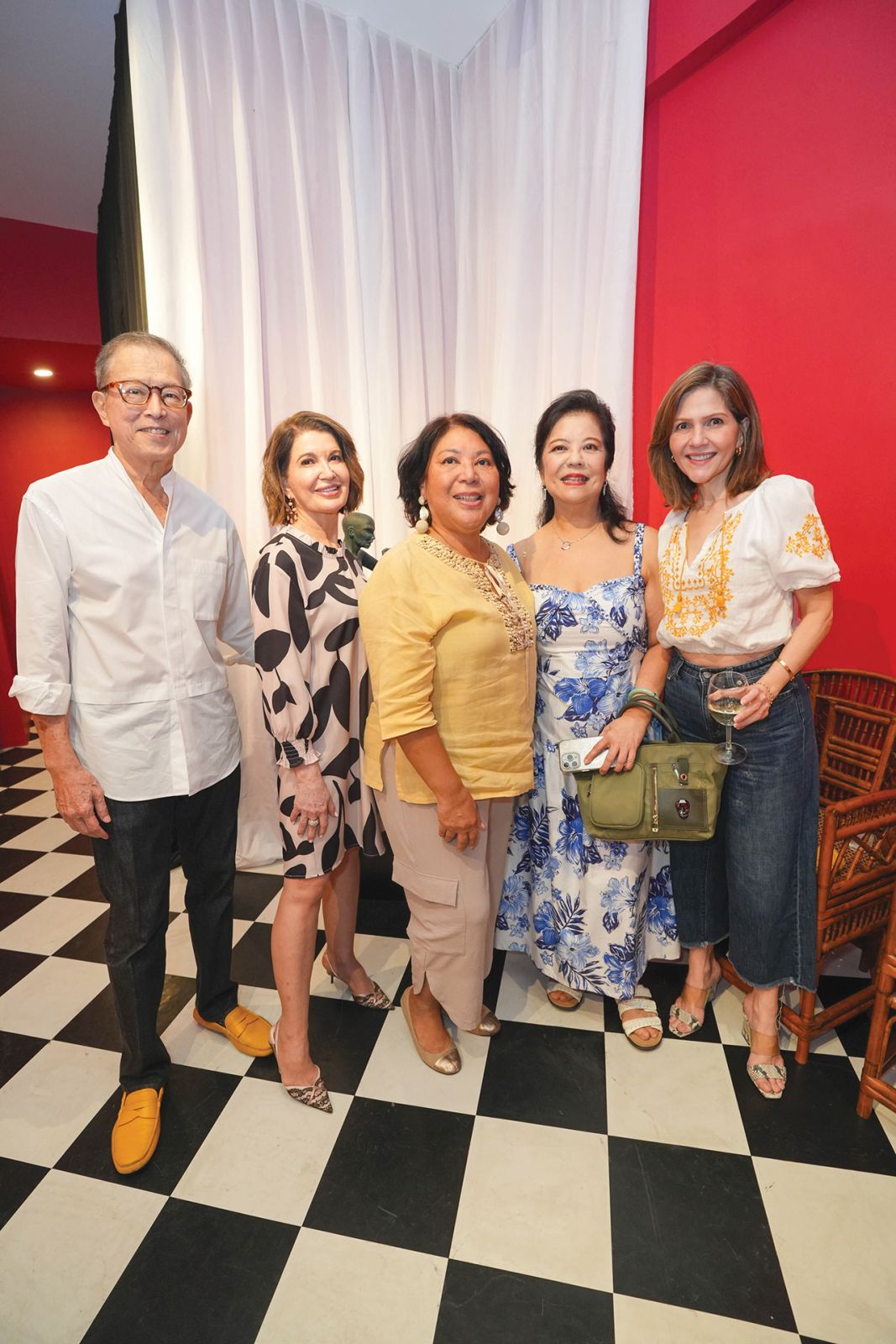 Johnny Velasquez, Maripi Muscat, Lorrie Reynoso, Elena Coyiuto, Anne Marie Saguil