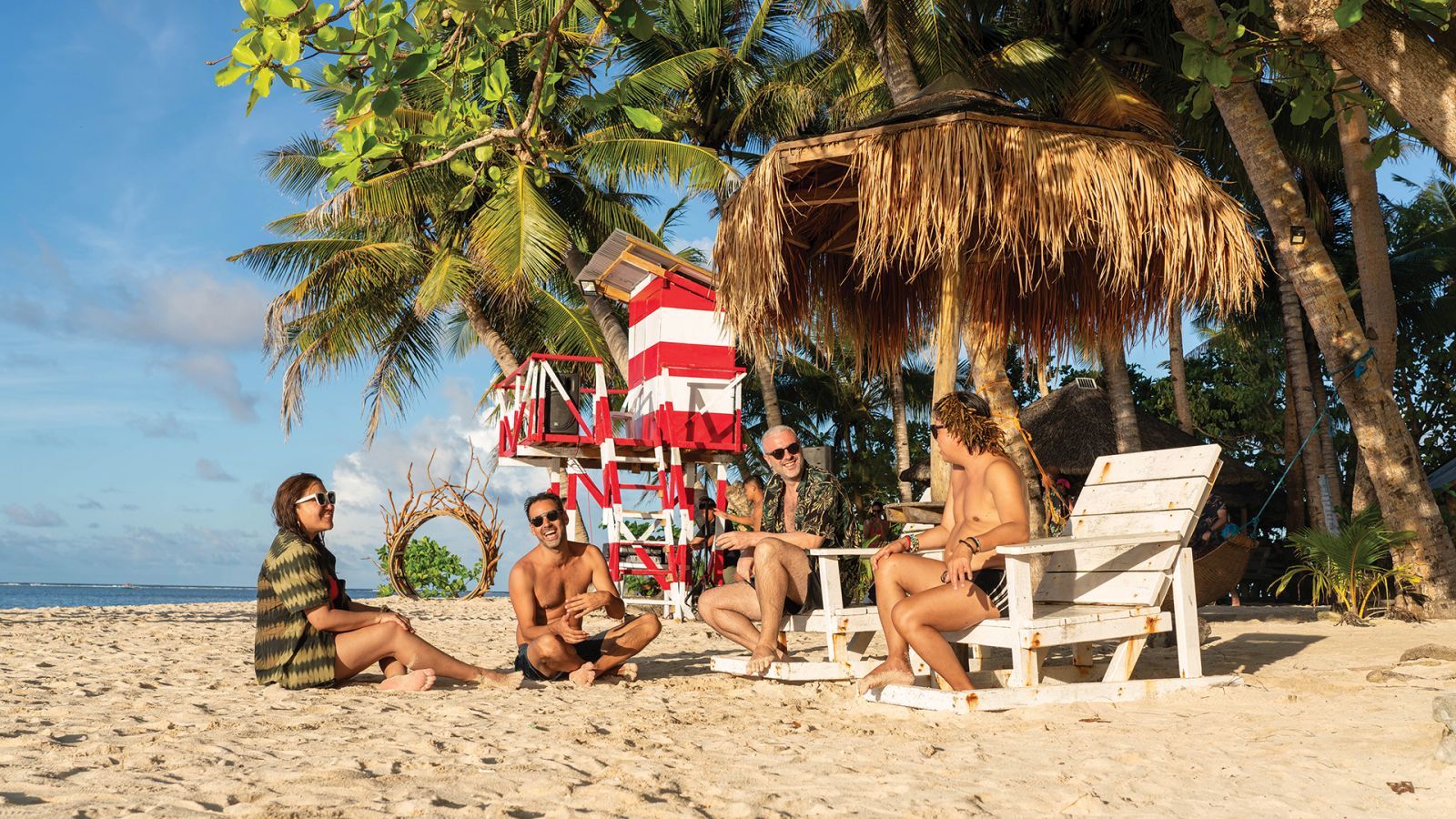 Alelee Andanar, Juan Manuel Rodriguez Arnabal, Stefano Serretta and Ian Giron spending time by the beach