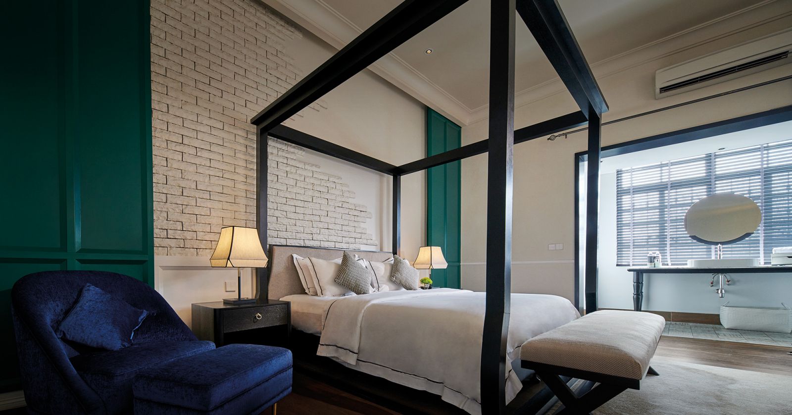 The guest room suite (Photo: Courtesy of The Edison)