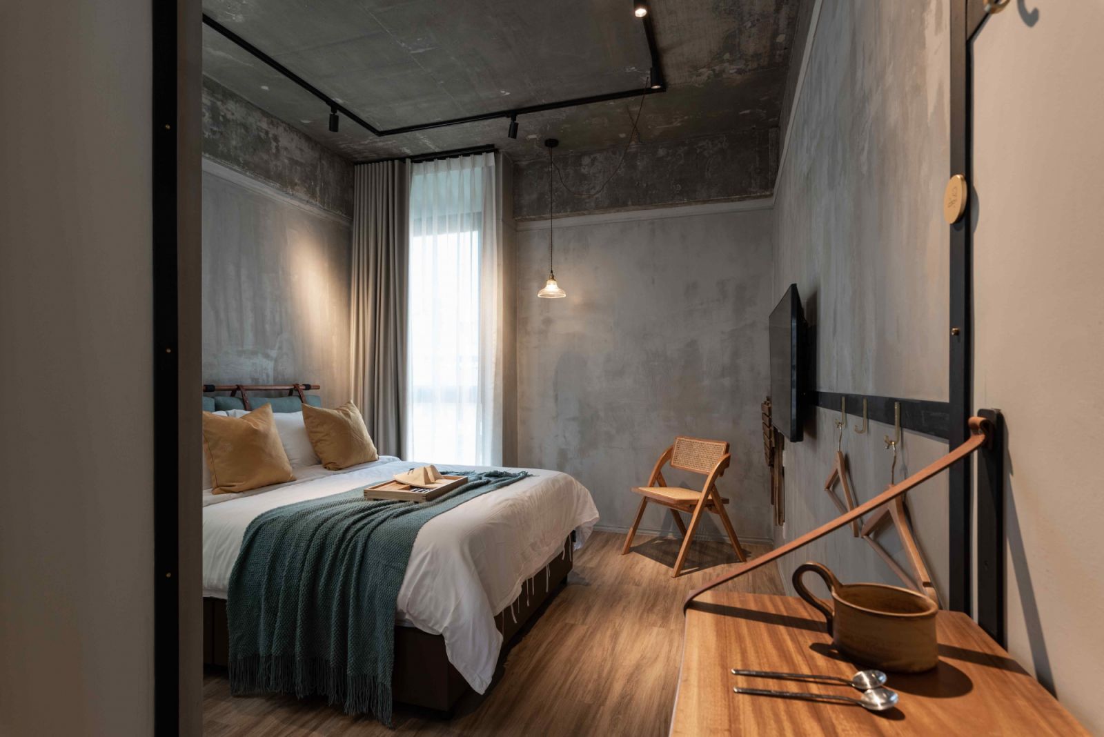 The Strait Eclectic style guest rooms (Photo: Courtesy of Hotel Mokozoyo)