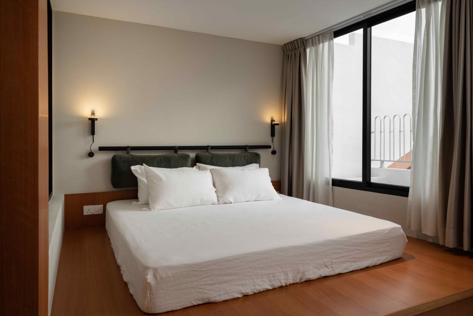 The Hemingway ensuite boasts a rooftop view (Photo: TWJPTO / Courtesy of Slow Life)