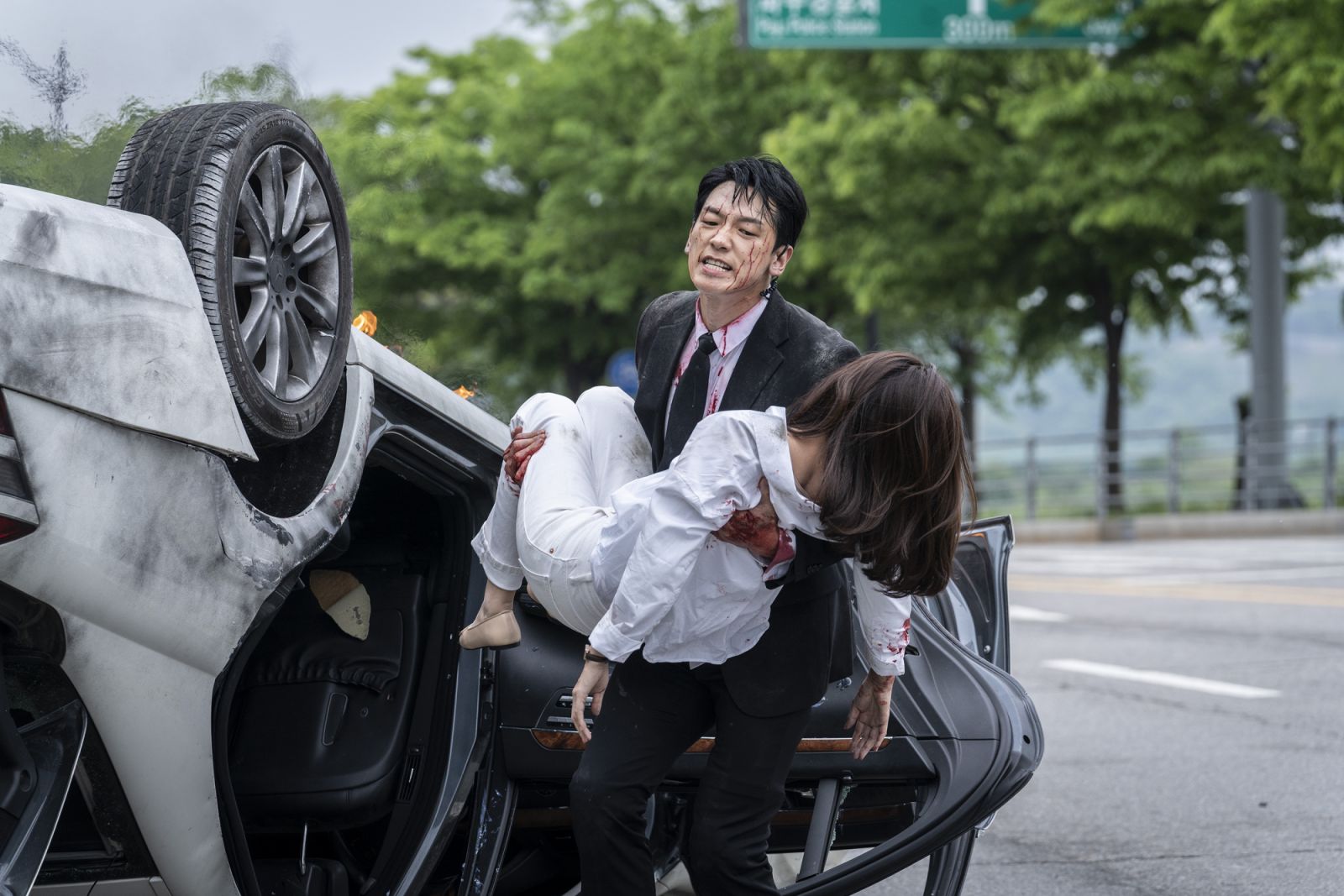 （Photo:Disney+《紅天鵝》劇照）