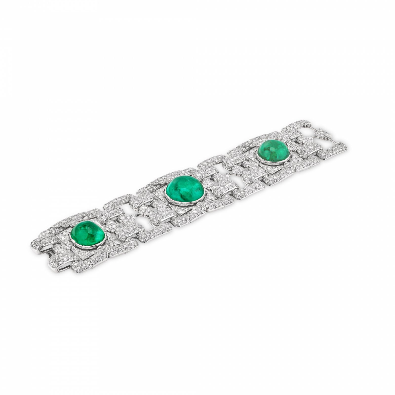 Chiếc vòng tay kim cương trắng và ngọc lục bảo vào khoảng năm 1925 (Ảnh: Van Cleef & Arpels)