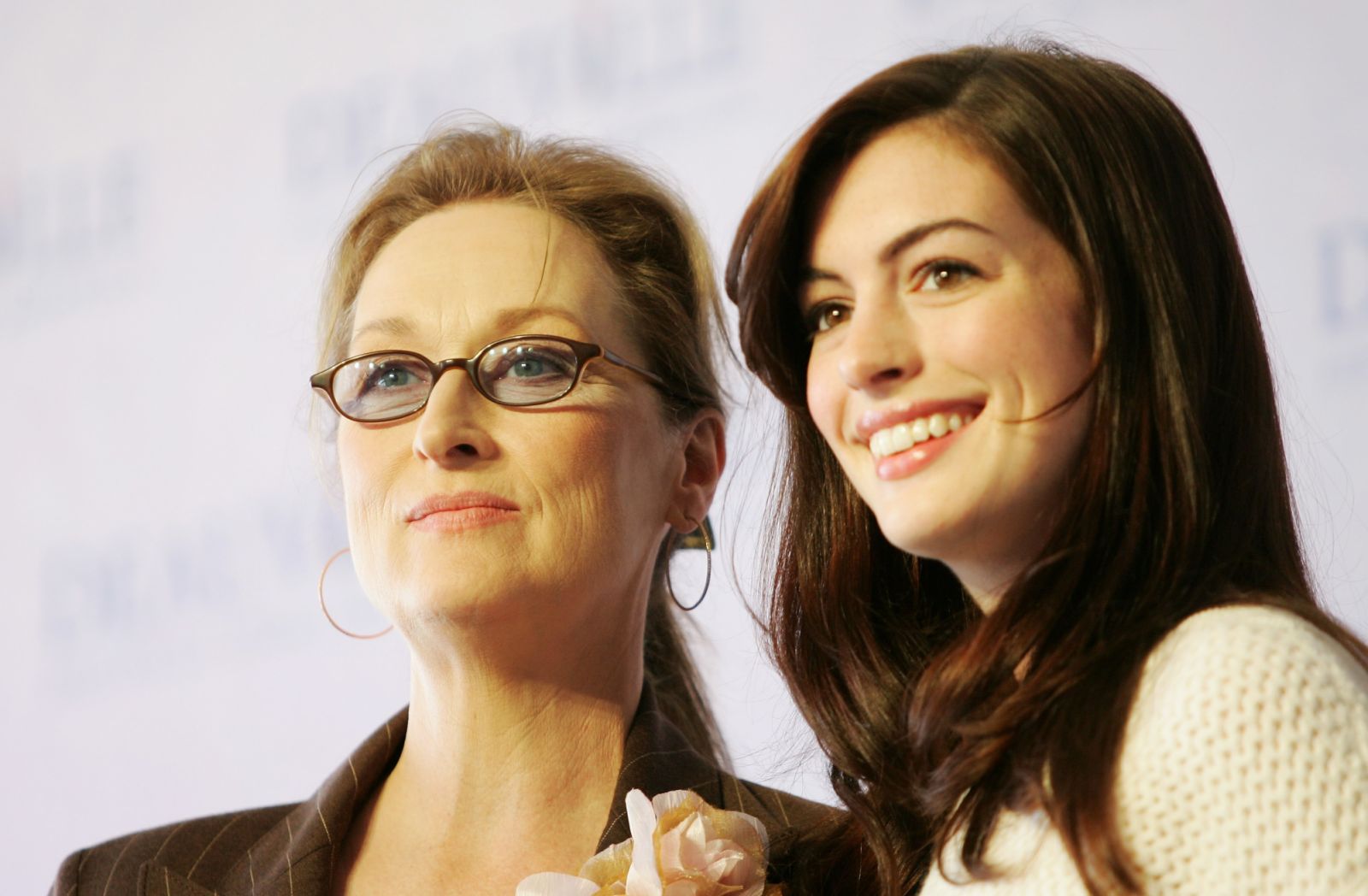 DEAUVILLE, FRANCE - SEPTEMBER 09: Meryl Streep (L) and Anne Hathaway pose at the photocall for The devil wears Prada at the 32nd Deauville Festival Of American Film on September 9, 2006 in Deauville, France. (Photo by Dean Mouhtaropoulos/Getty Images)