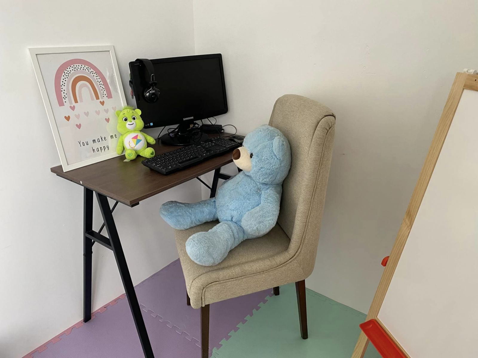 UST Fine Arts students' redesigned therapy room for Tahanan ng Pagmamahal, an orphanage and partner community of CFAD (Photo: Facebook / UST Interior Design Innovators)