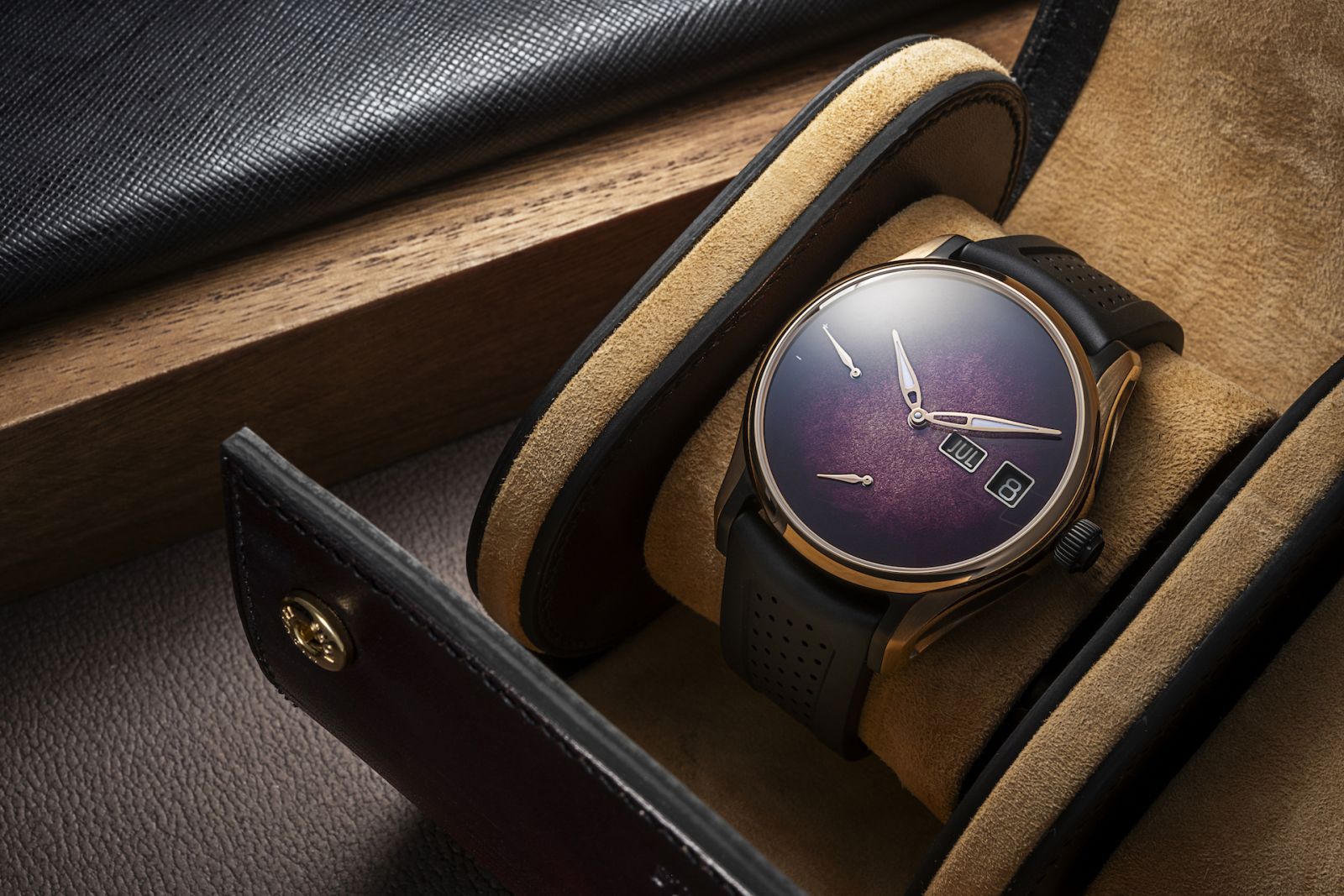 H. Moser & Cie. Pioneer Perpetual Calendar Concept MD Purple Enamel Sincere Platinum Jubilee Edition