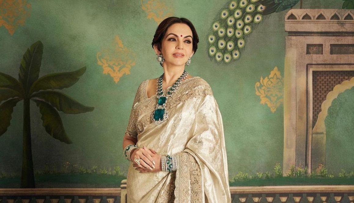 Nita Ambani wearing her most spoken about emerald necklace at her son’s pre wedding festivities in March 2024(Photo: courtesy of instagram.com / manishmalhotra05)