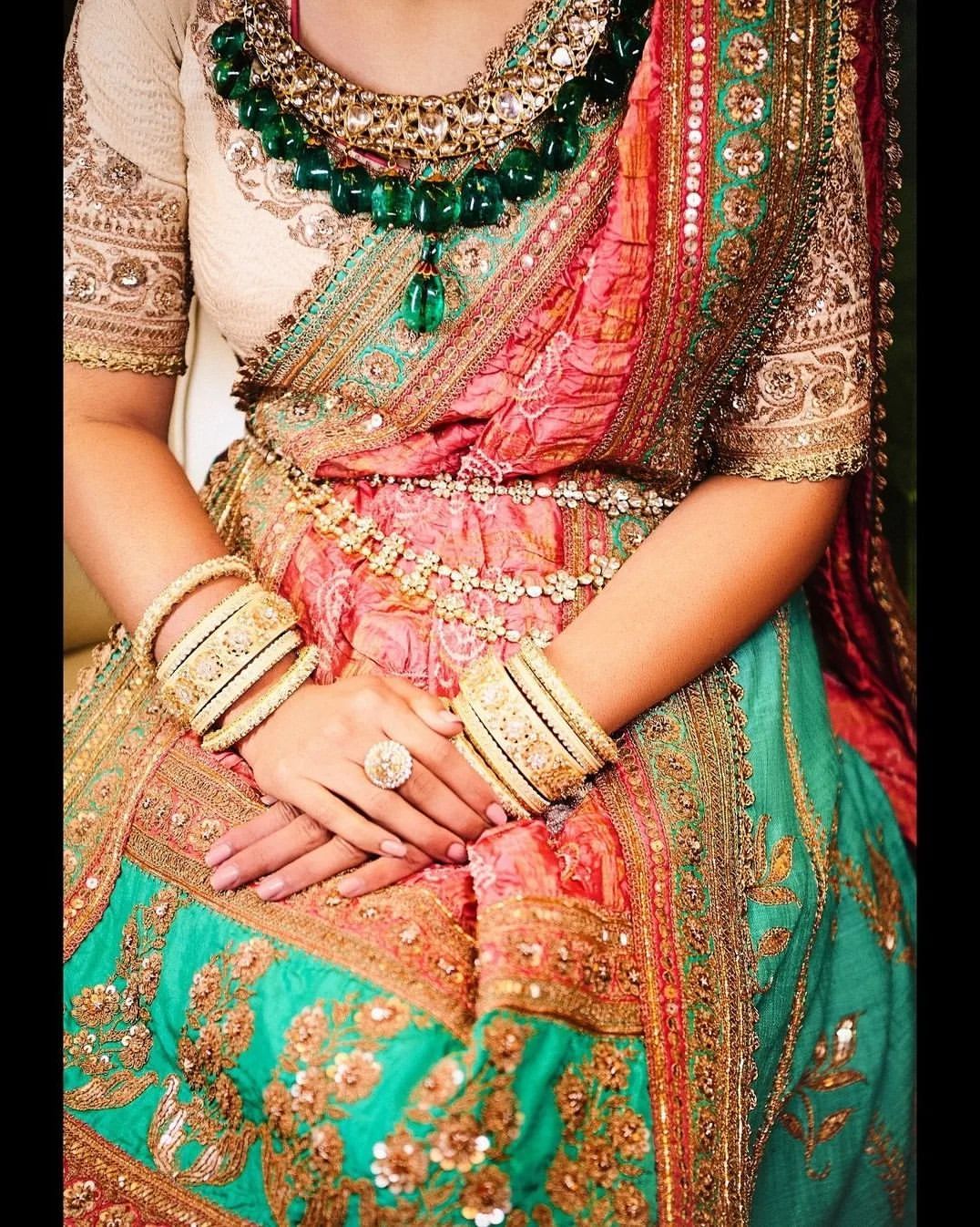 The Nizam of Hyderabad emerald necklace and traditional jewellery (Photo: courtesy of instagram.com / ambani_update)