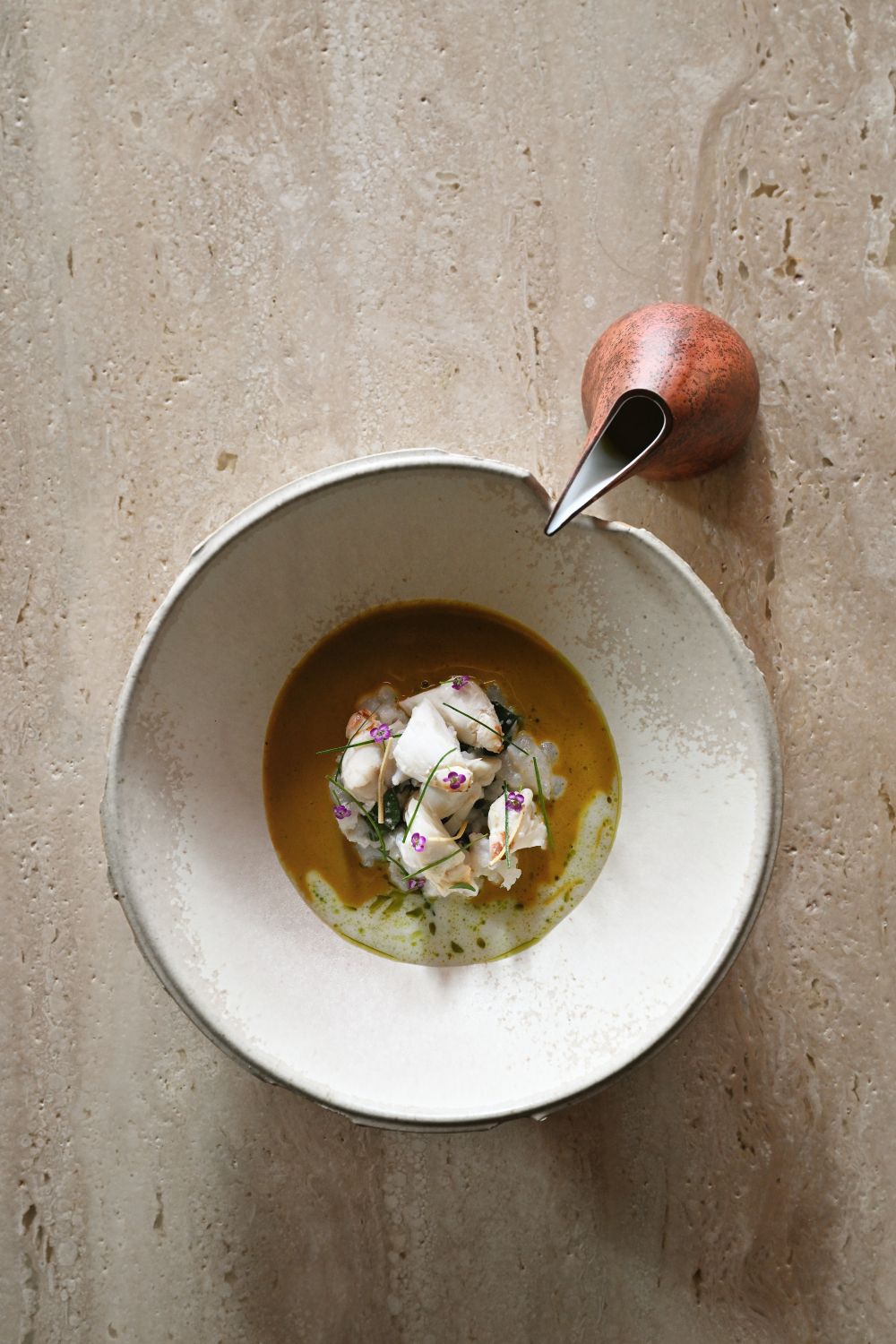 Fiz guarantees richness and freshness packed into its blue swimmer crab curry