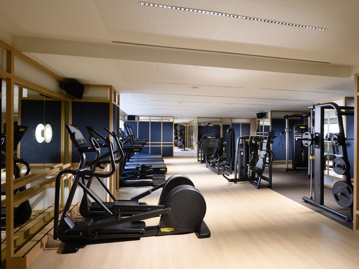The fitness centre in Conrad Singapore Orchard